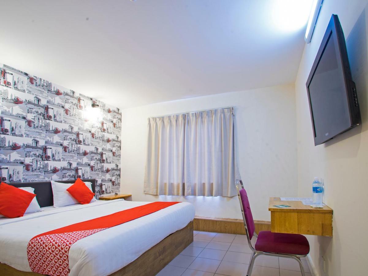 Oyo 982 Hotel Sk Kajang Exterior foto